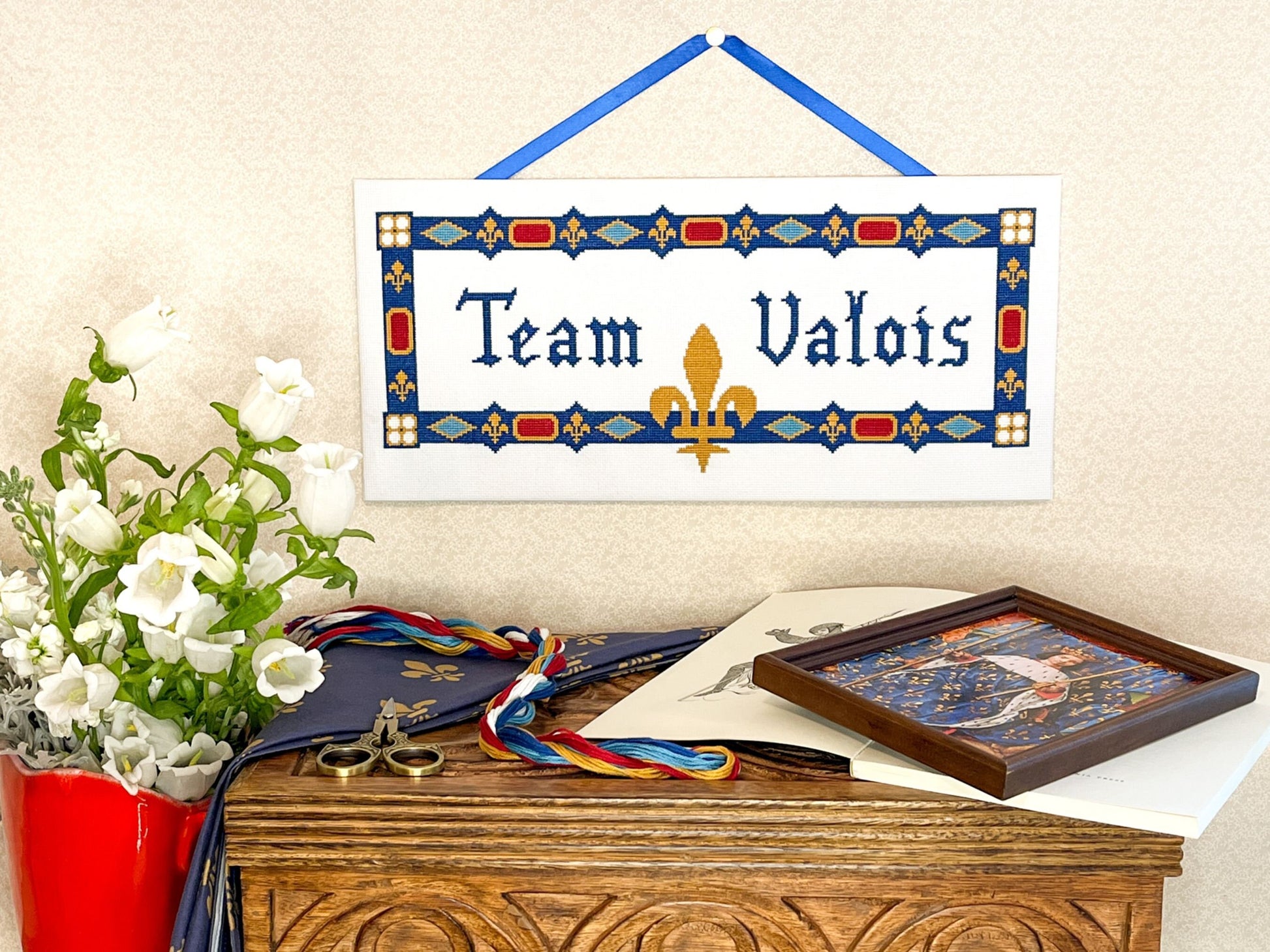 Team Valois Cross Stitch Pattern (large) | PDF Instant Download | Unique Gift for Fans of French History, Joan of Arc, & Medieval Heraldry