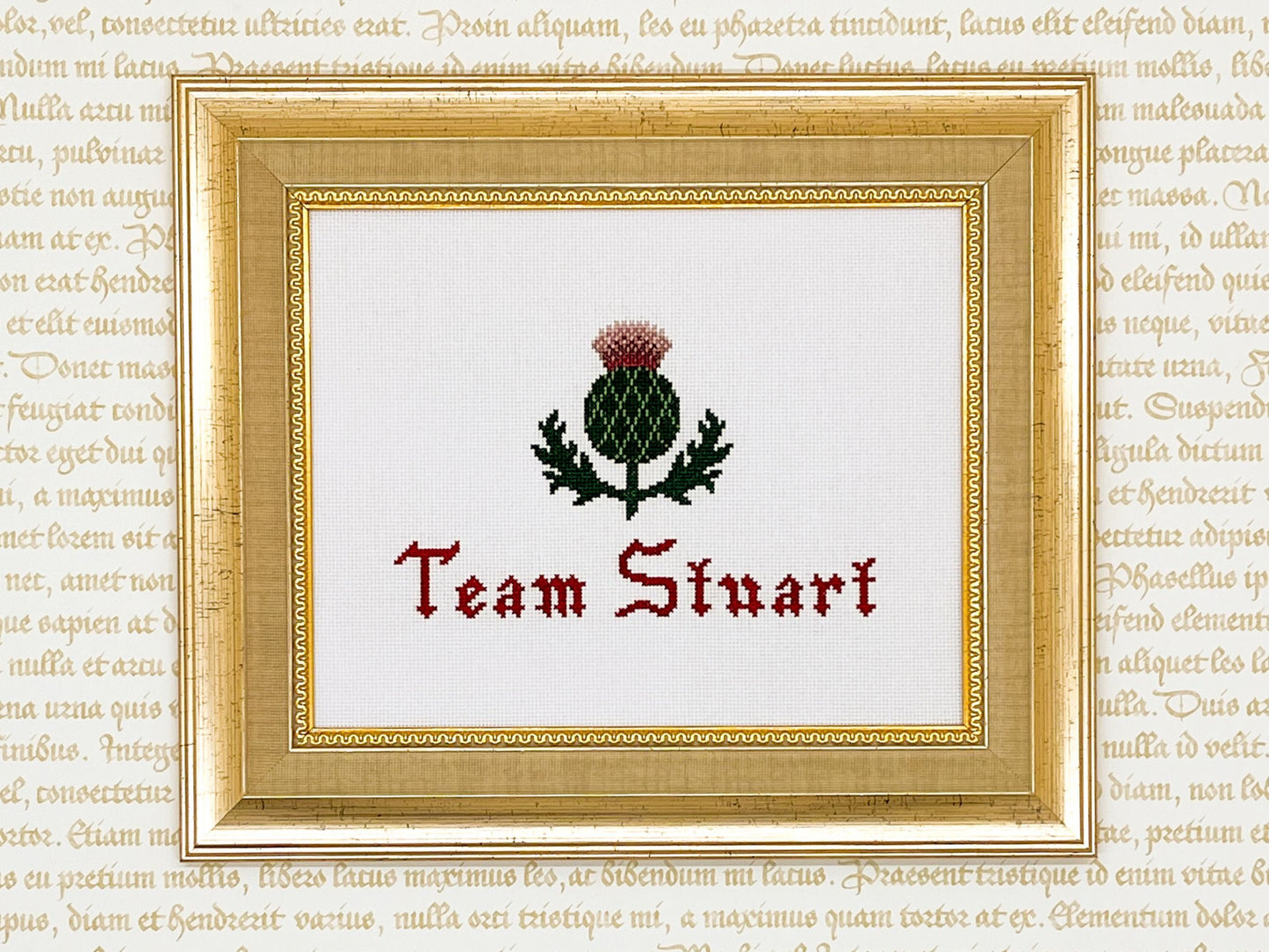 Team Stuart Cross Stitch Pattern (small) | PDF Instant Download | Gift for Lovers of History, Royal Family & Scotland | Thistle, Heraldry