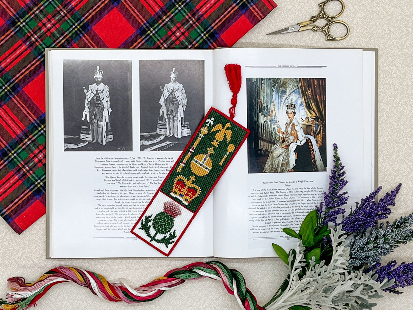 House of Stuart Bookmark Cross Stitch Pattern | PDF Instant Download | Gift for Lovers of History, Royal Family & Scotland | Thistle