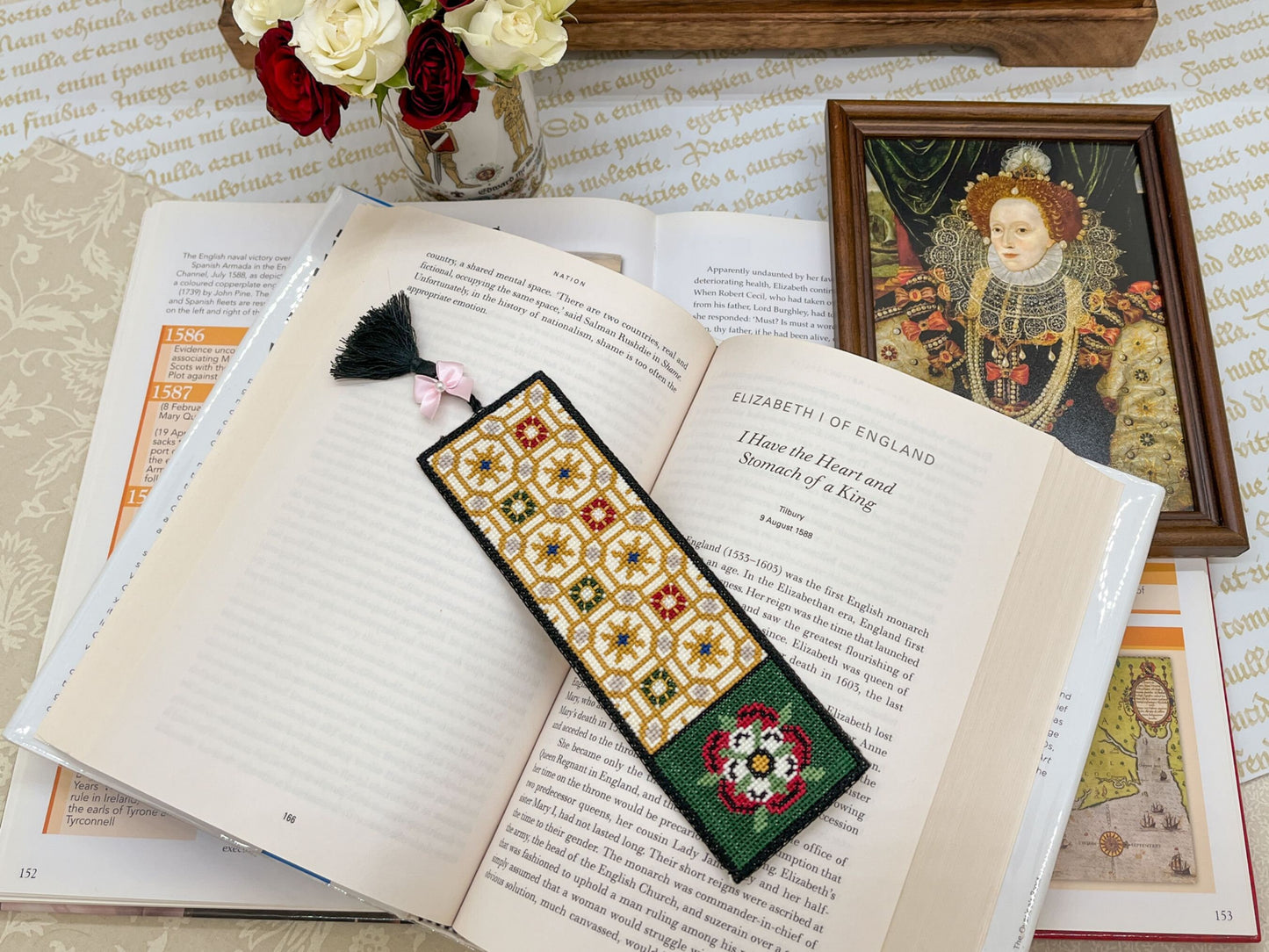 Elizabeth I Bookmark Cross Stitch Pattern | PDF Instant Download | Gift for Lovers of History, Royal Family & Tudor Monarchs | Tudor Rose