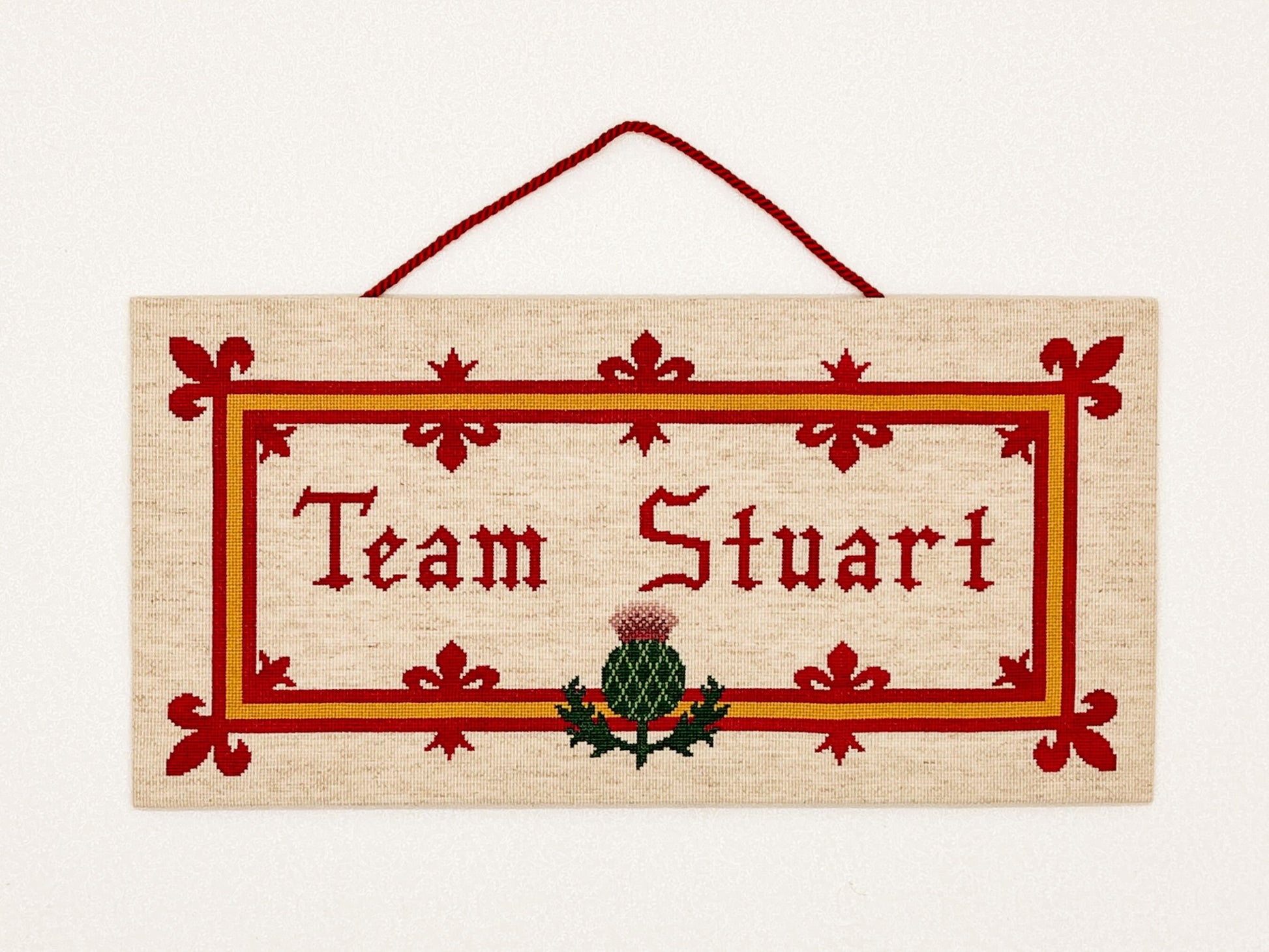 Team Stuart Cross Stitch Pattern (large) | PDF Instant Download | Gift for Lovers of History, Royal Family & Scotland | Thistle, Heraldry