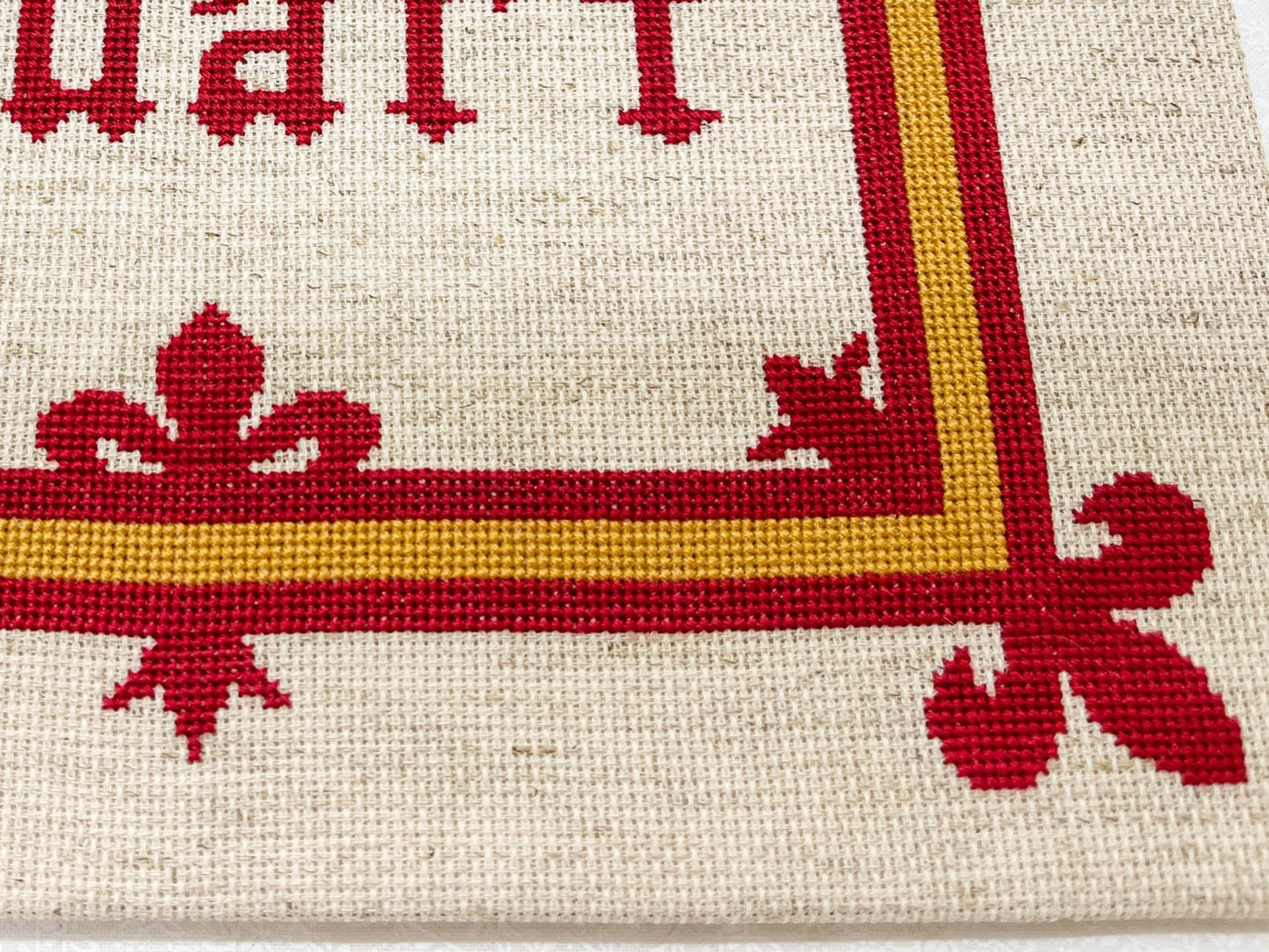 Team Stuart Cross Stitch Pattern (large) | PDF Instant Download | Gift for Lovers of History, Royal Family & Scotland | Thistle, Heraldry