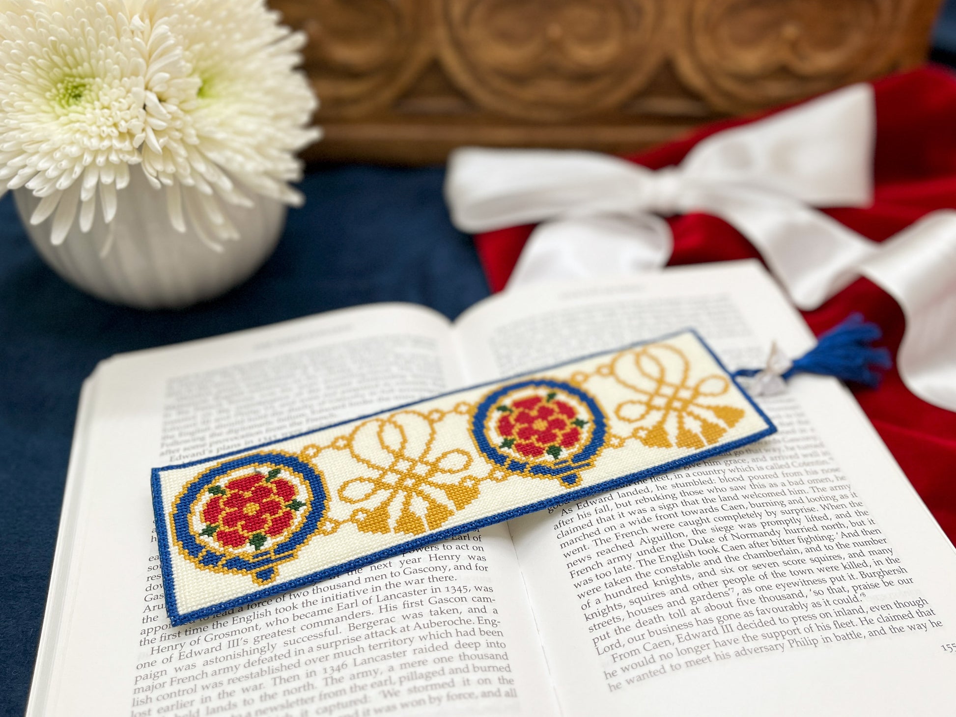 Order of the Garter Bookmark Cross Stitch Pattern | PDF Instant Download | For Lovers of Chivalry, Medieval History, and Royal Splendor