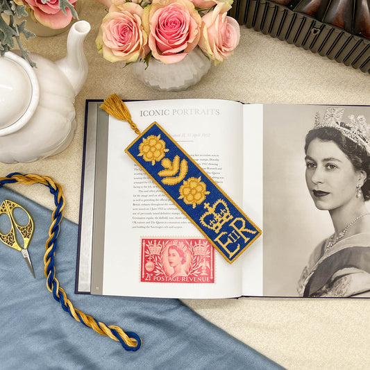 Elizabeth II Bookmark Cross Stitch Pattern | PDF Instant Download | Gift for Lovers of History, Windsor Family & Royal Heraldry