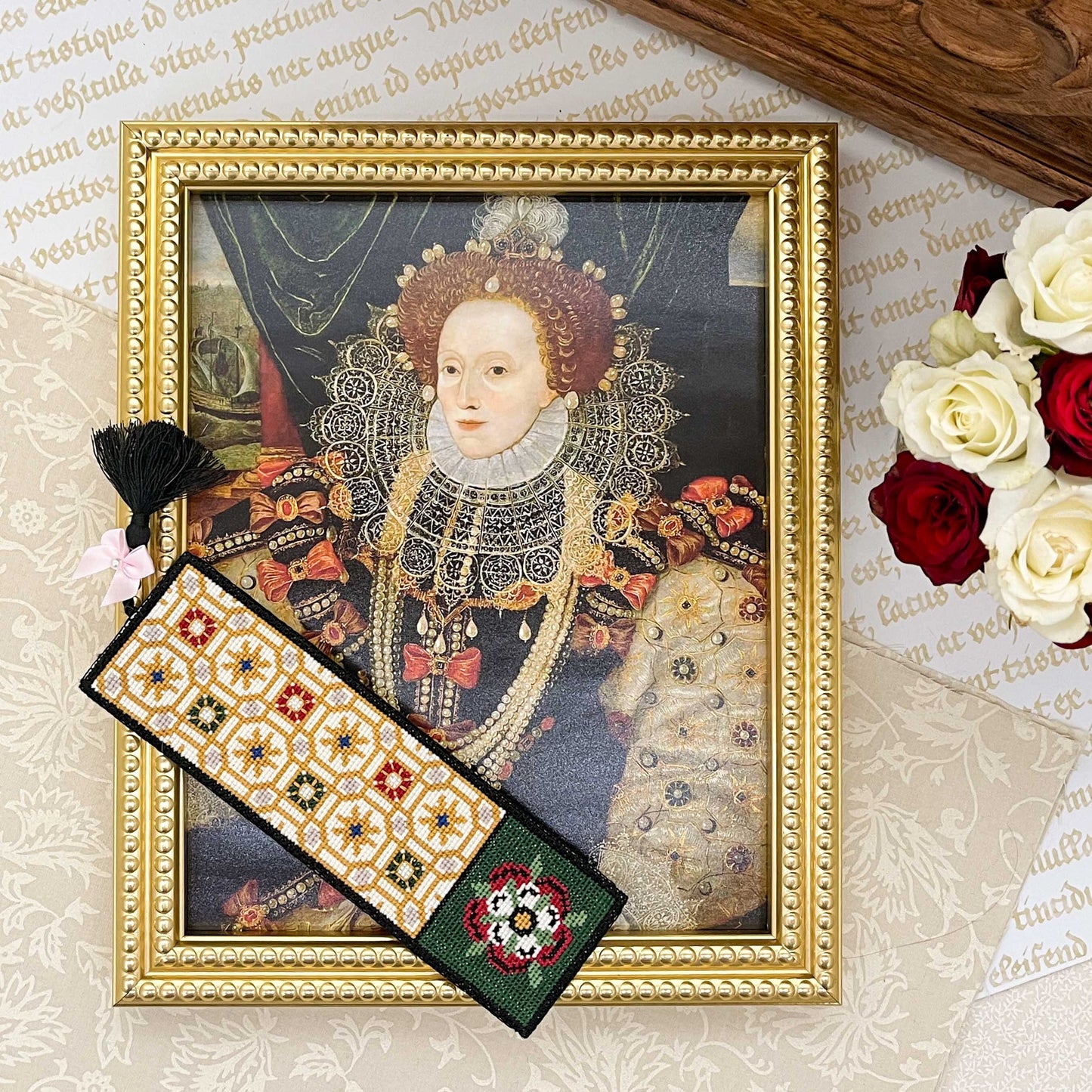 Elizabeth I Bookmark Cross Stitch Pattern | PDF Instant Download | Gift for Lovers of History, Royal Family & Tudor Monarchs | Tudor Rose