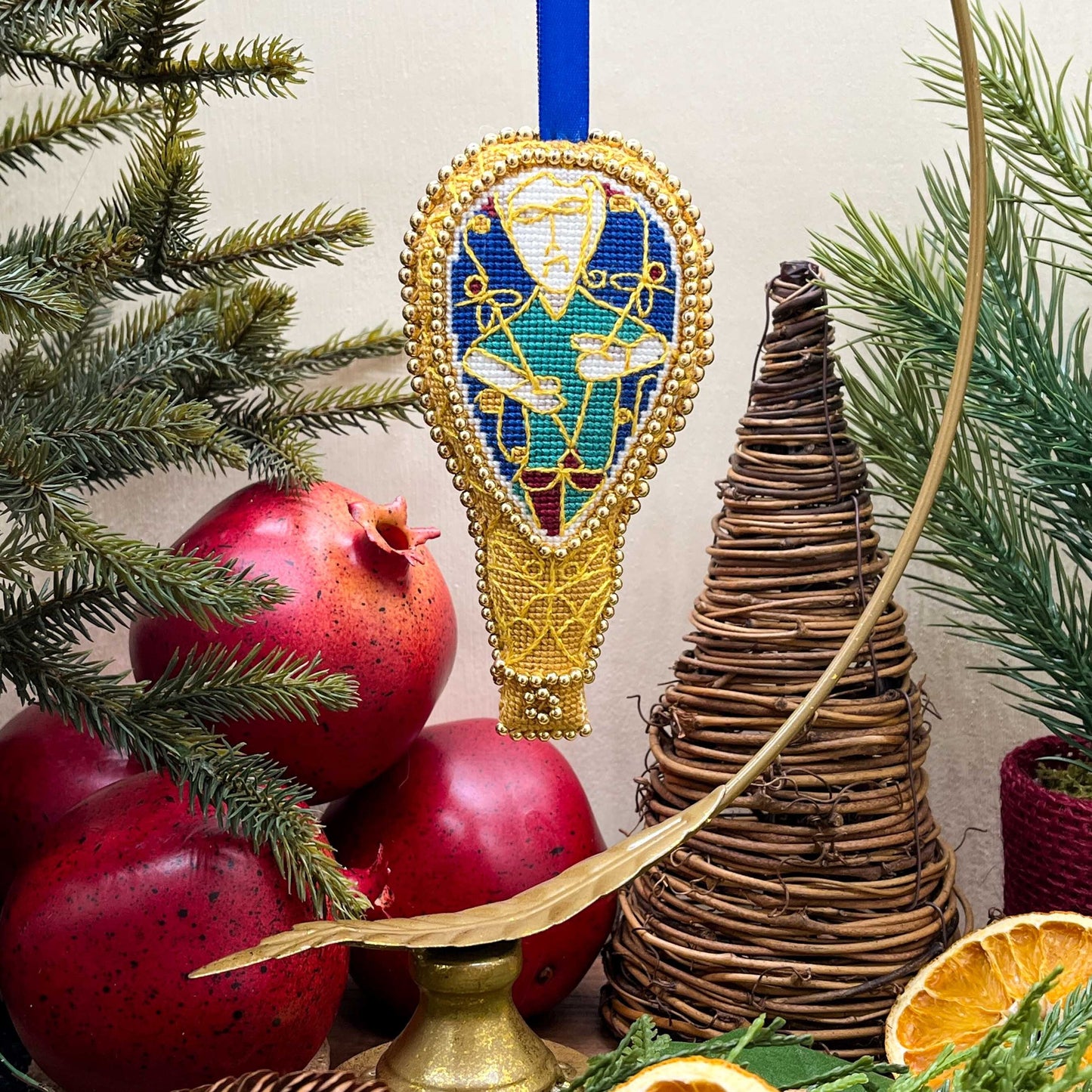 Alfred Jewel Ornament Cross Stitch Pattern | PDF Instant Download | For Lovers of Medieval Art History, Archeology, and Anglo-Saxon Kings